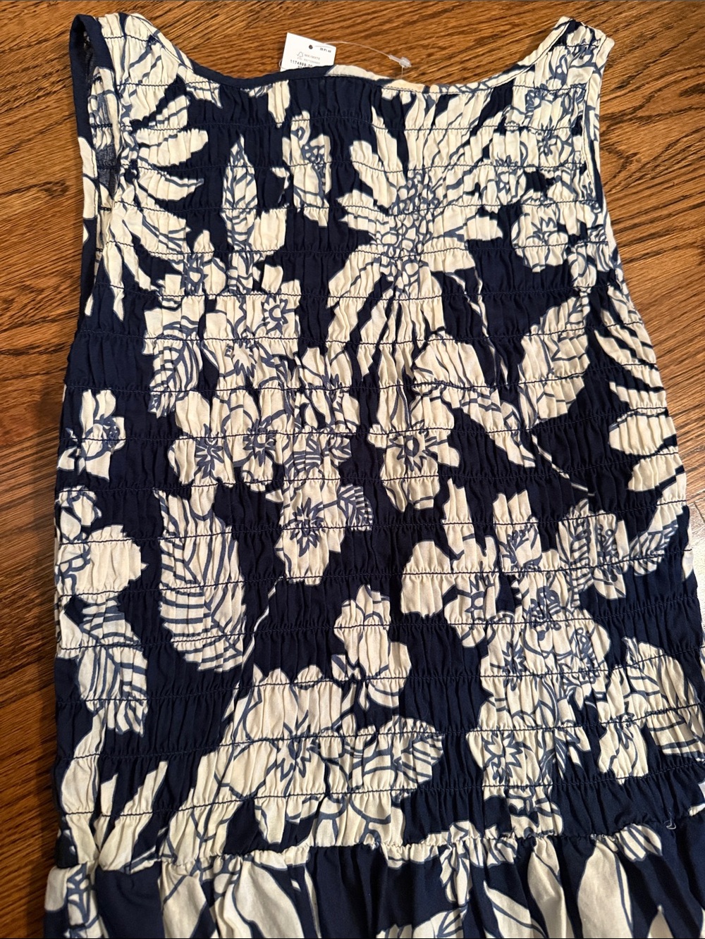 GAP Navy and White Floral Maxi Dress - Picture 4 of 4